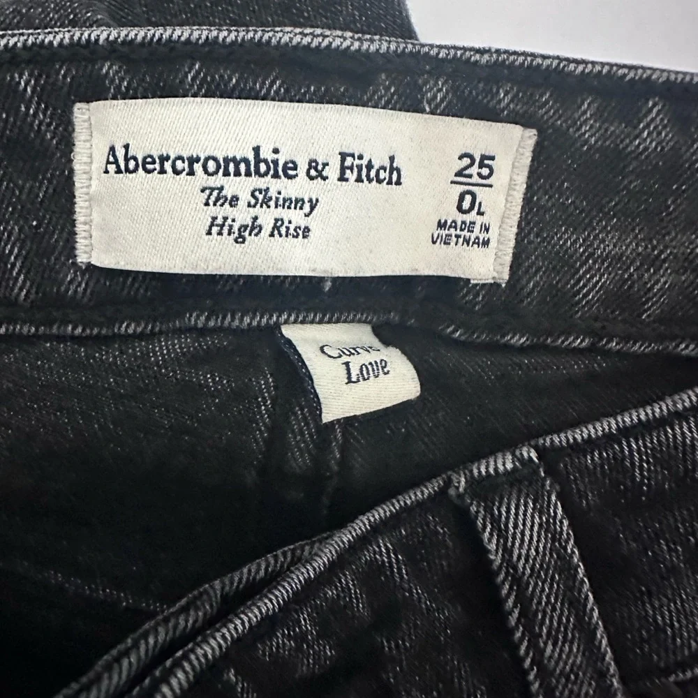 Abercrombie & Fitch The Skinny High Rise Curve Love Jeans